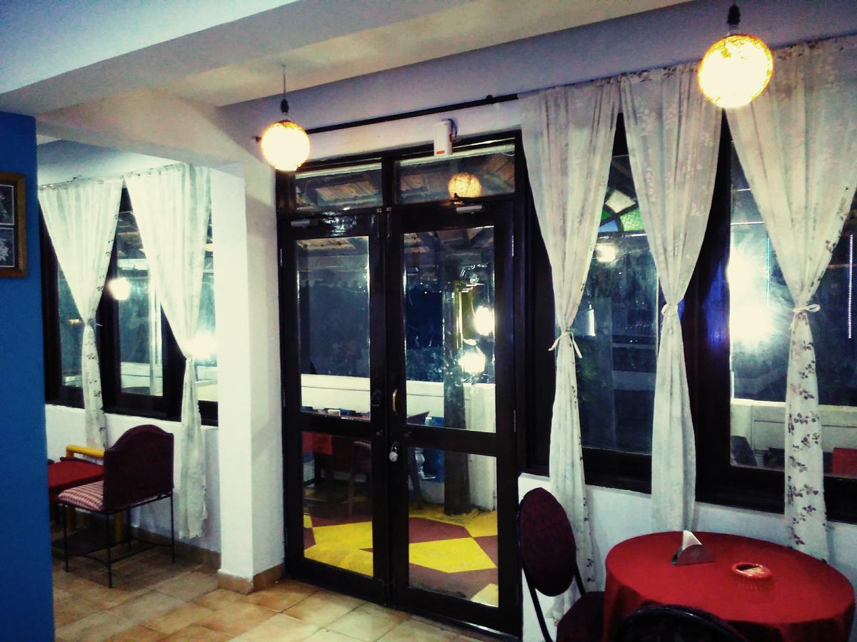 A Date With Me Boutique Hotel Bar @ Restaurant Кандолім Екстер'єр фото